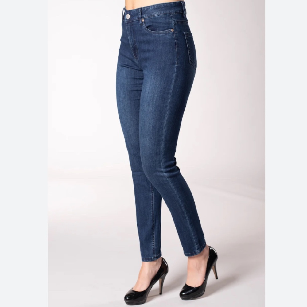 💐 Carreli Premium Knit Slim Jeans Sz 8/30 Lightly Faded Denim